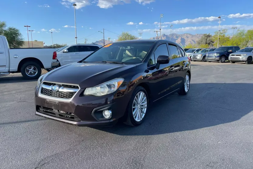 2013 Subaru Impreza 2.0i Limited photo 1