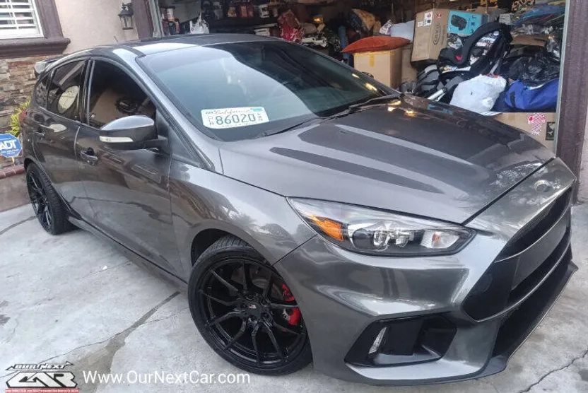 2016 Ford Focus ST photo 1