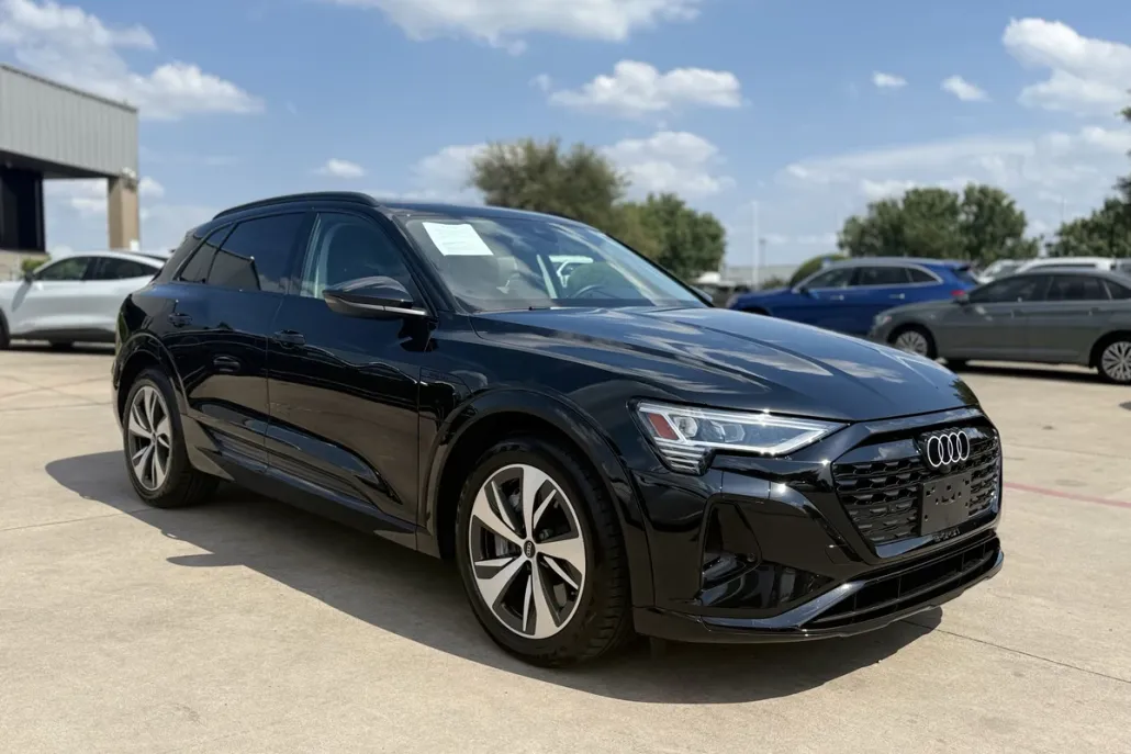 2024 Audi Q8 E-tron Premium photo 1