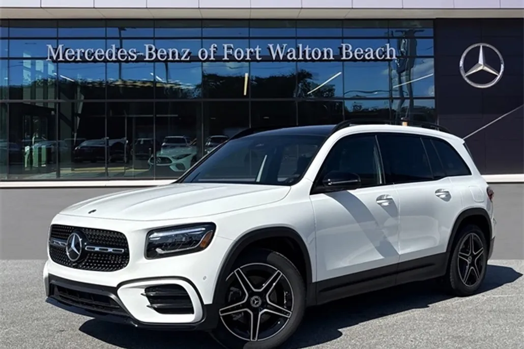 2025 Mercedes Benz GLB 250 photo 1