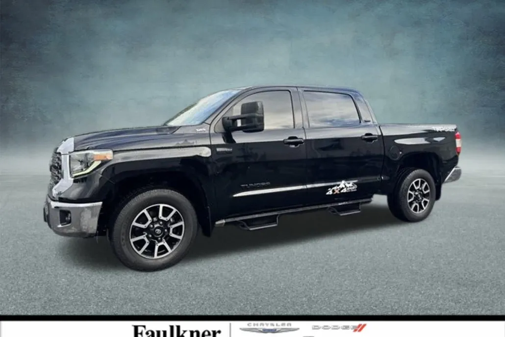 2021 Toyota Tundra SR5 CrewMax photo 1