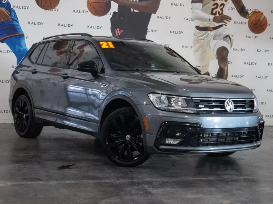 2021 Volkswagen Tiguan photo 1