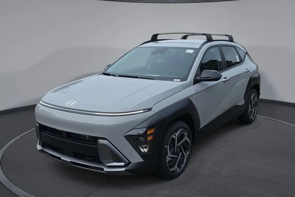 2026 Hyundai Kona SEL photo 1