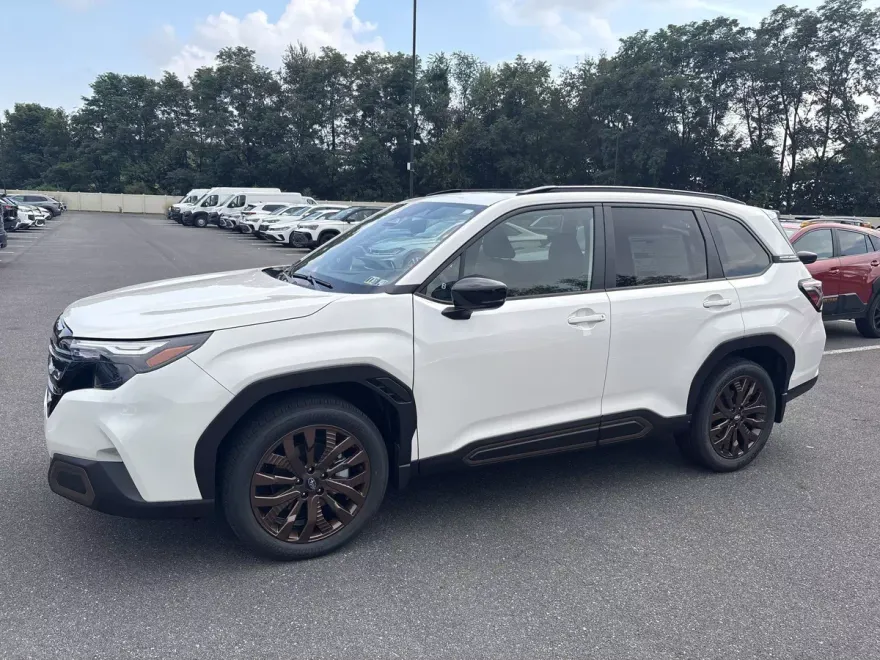 2025 Subaru Forester Sport Base photo 1