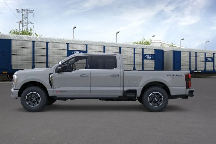 2026 Ford F-250 Platinum photo 1