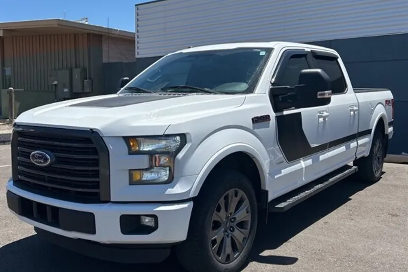 2016 Ford F-150 FX4 photo 1