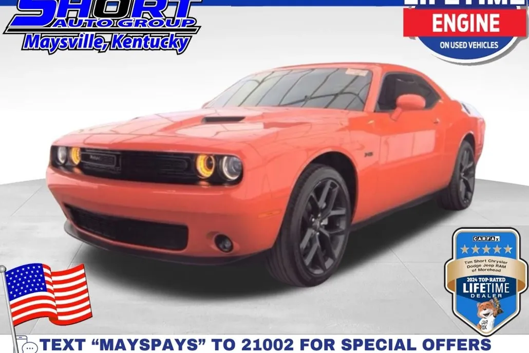 2023 Dodge Challenger SXT photo 1