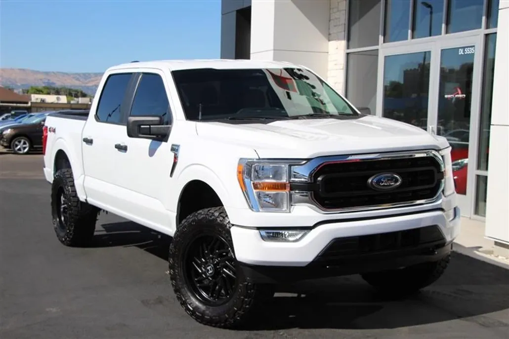 2022 Ford F-150 XLT photo 1