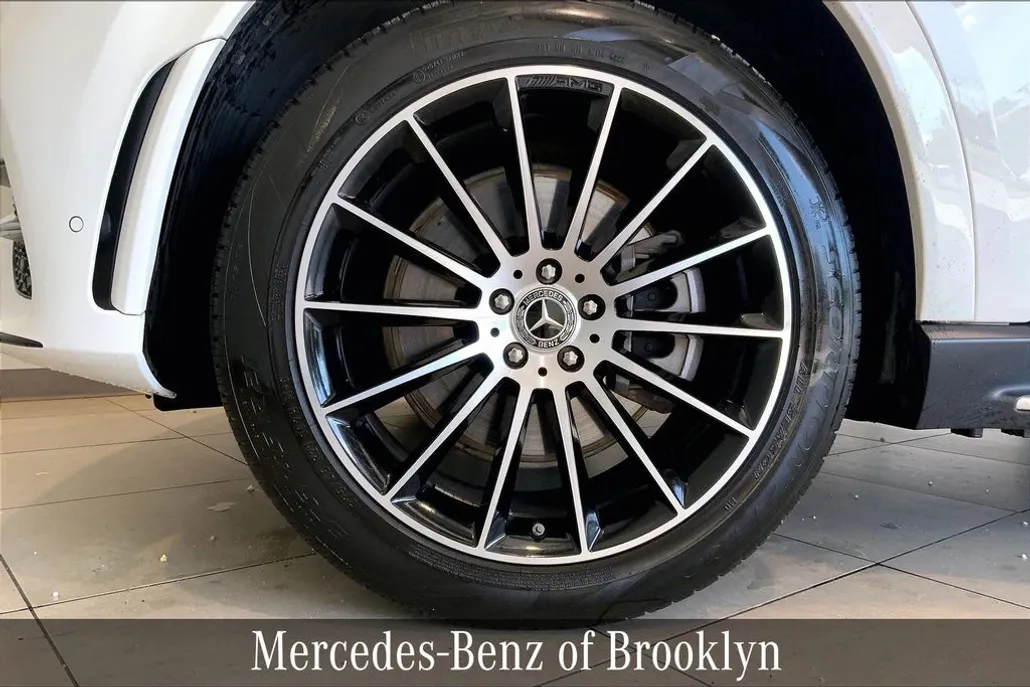 2023 Mercedes Benz GLE 450 4MATIC photo 1