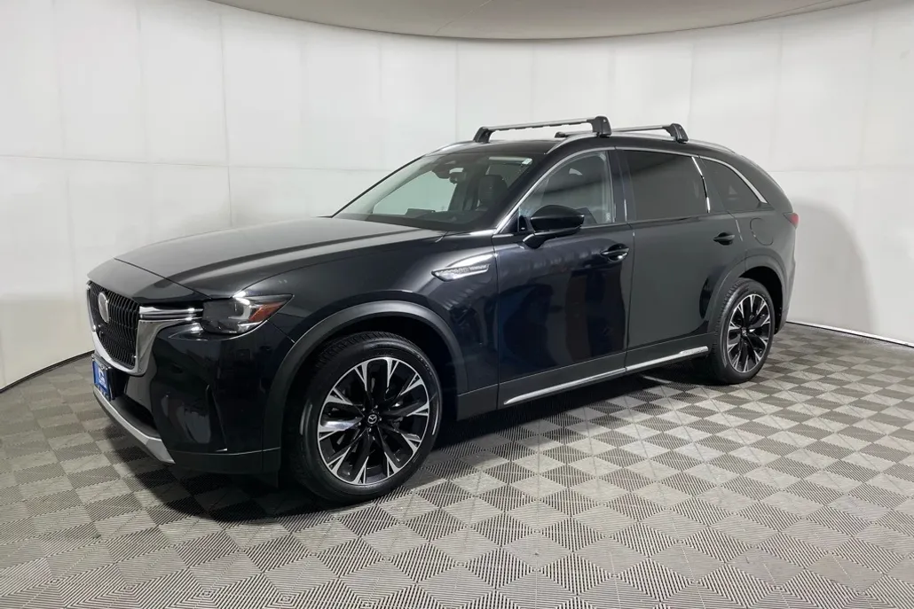 2024 Mazda CX-90 Premium photo 1