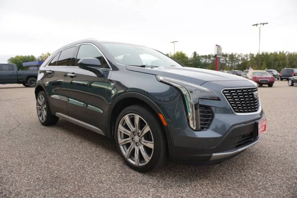 2019 Cadillac XT4 Premium Luxury photo 1