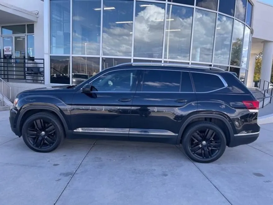 2019 Volkswagen Atlas V6 SEL Premium photo 1