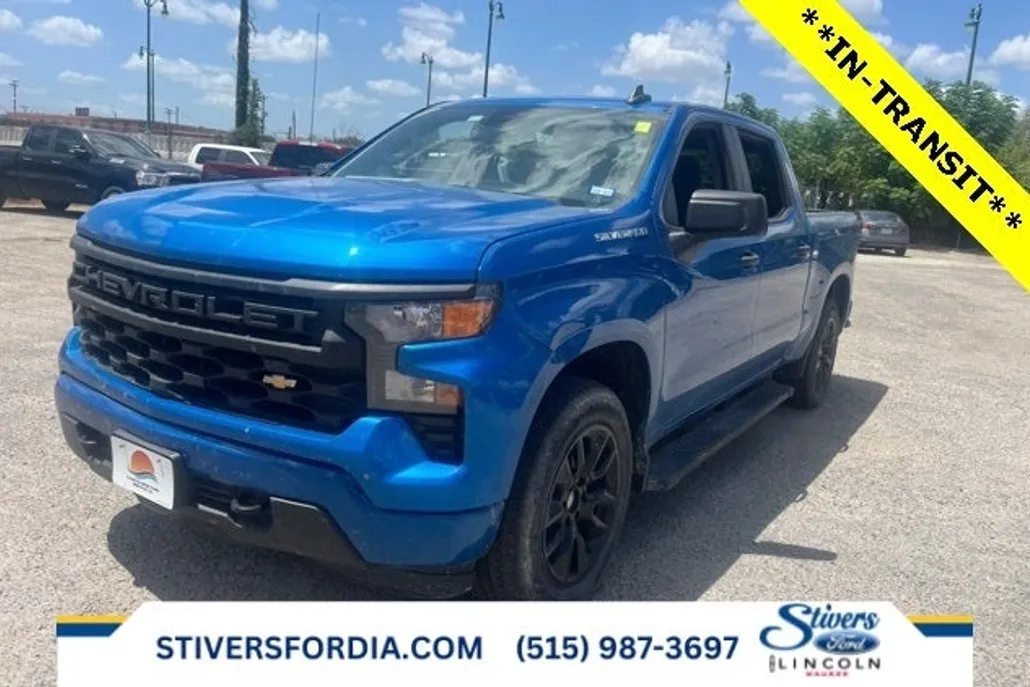2022 Chevrolet Silverado 1500 Custom photo 1