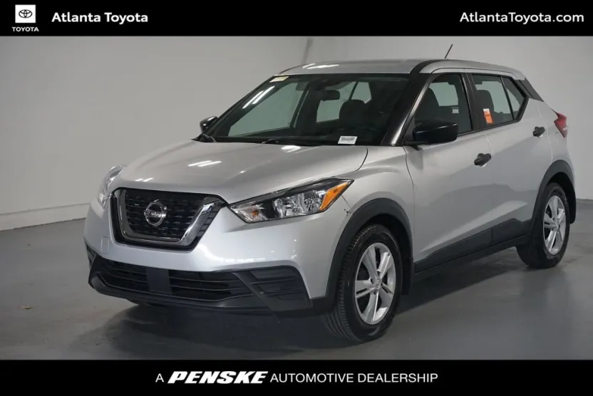 2020 Nissan Kicks S photo 1