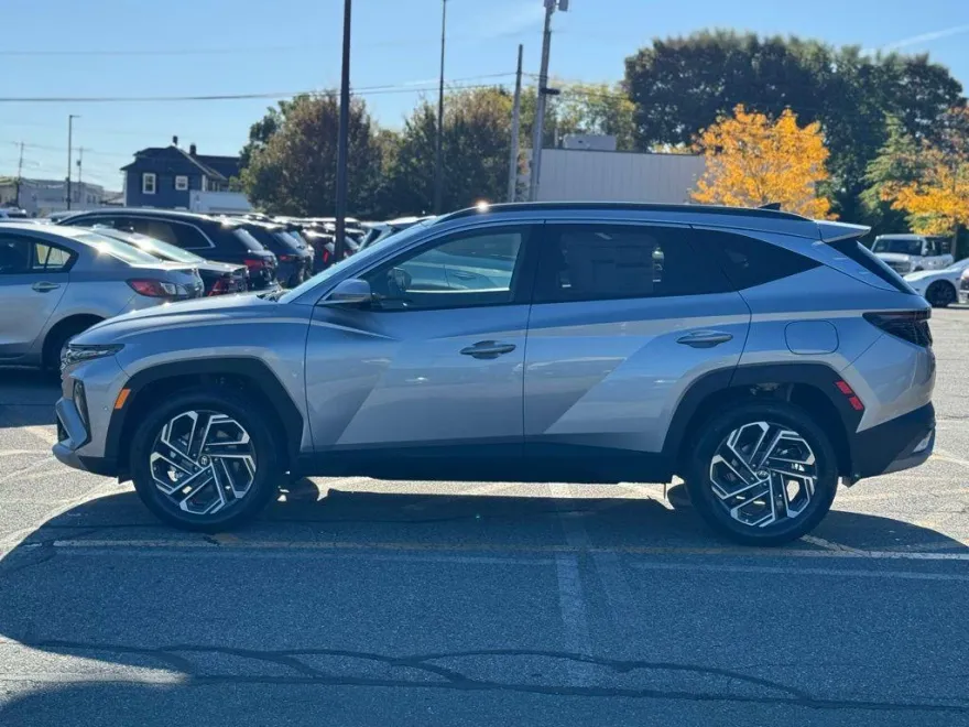2025 Hyundai Tucson Hybrid Limited photo 1