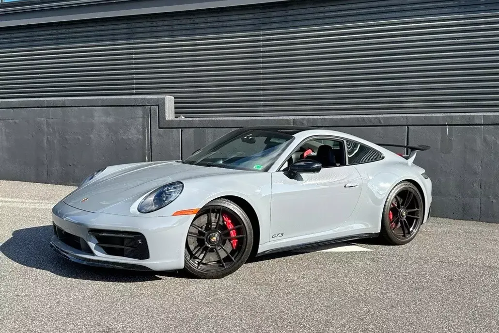 2023 Porsche 911 4 GTS photo 1