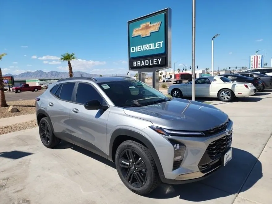 2026 Chevrolet Trax ACTIV photo 1