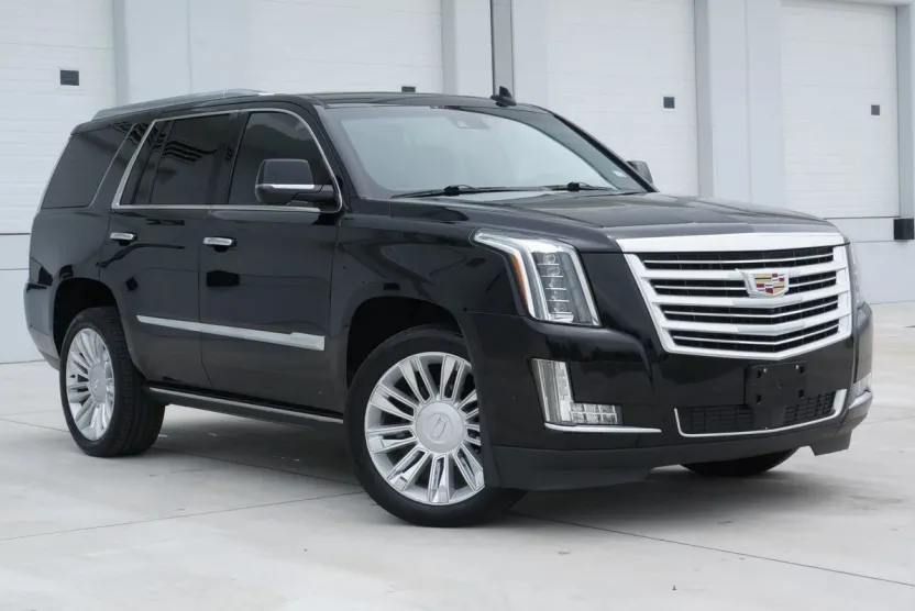 2018 Cadillac Escalade Platinum Sport photo 1