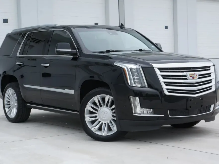 2018 Cadillac Escalade Platinum Sport photo 1