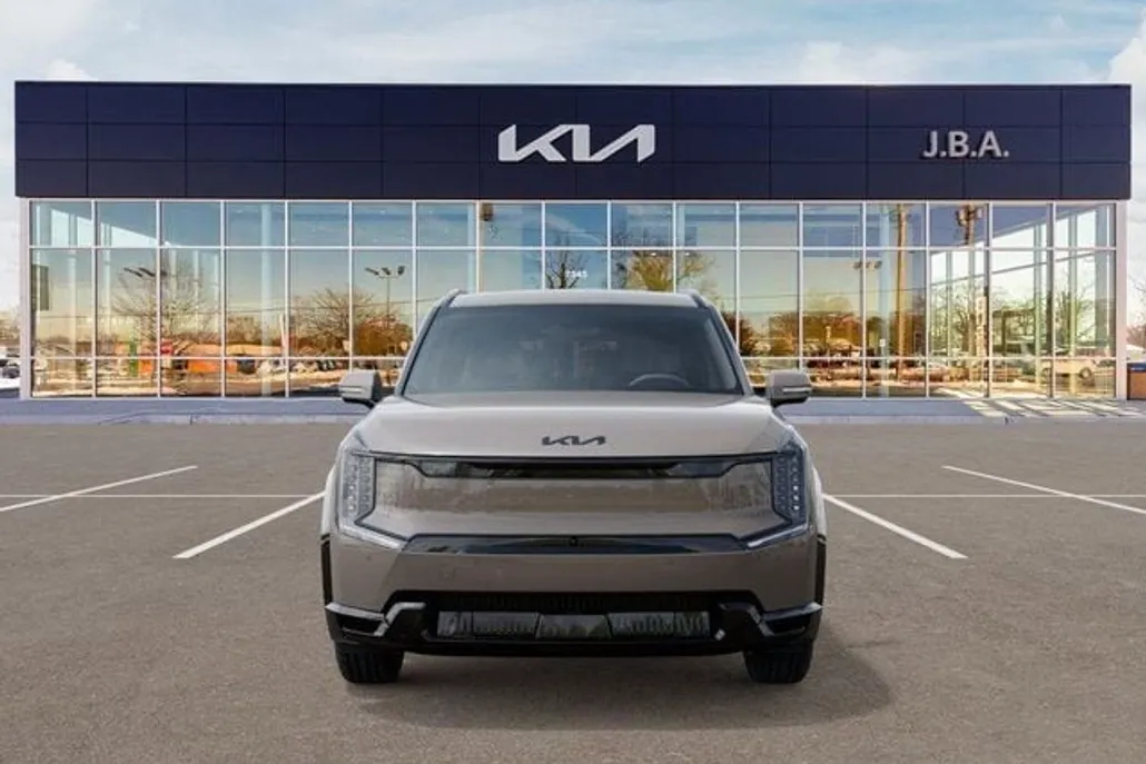 2026 Kia EV9 Land photo 1