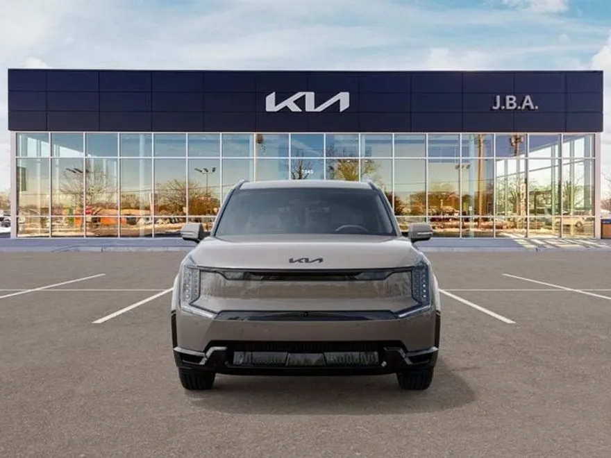 2026 Kia EV9 Land photo 1