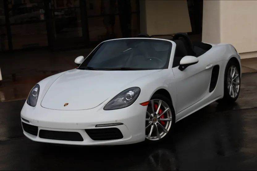 2017 Porsche Boxster S photo 1