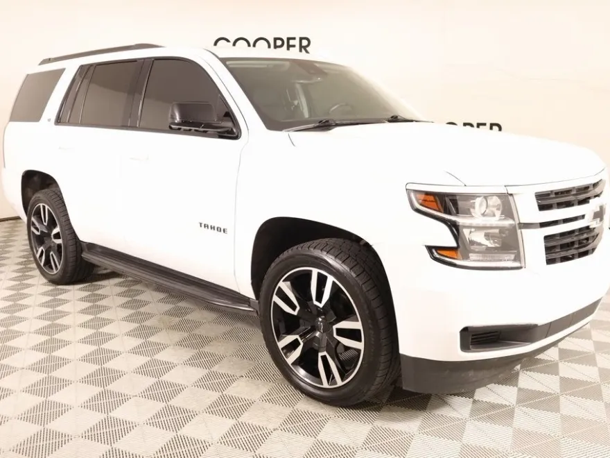 2020 Chevrolet Tahoe LT photo 1