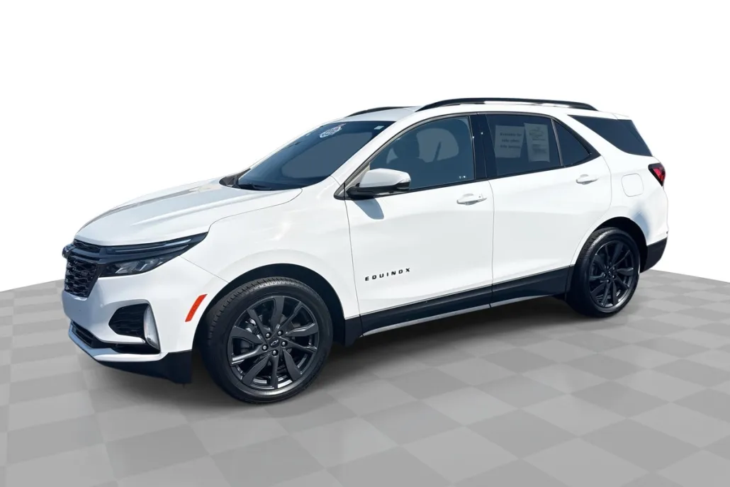 2023 Chevrolet Equinox RS photo 1