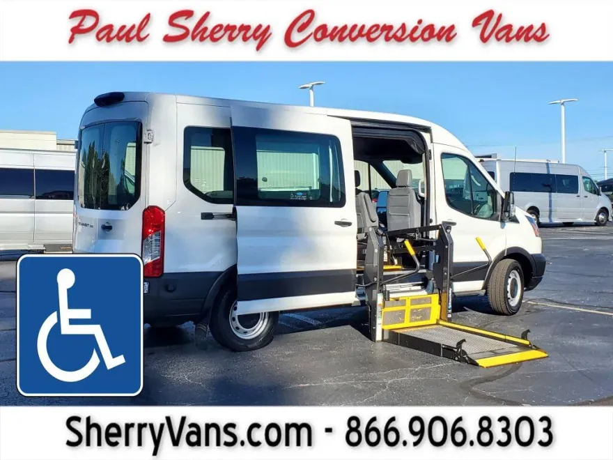2019 Ford Transit photo 1