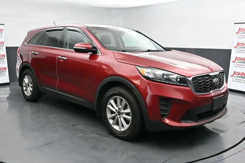 2020 Kia Sorento LX photo 1