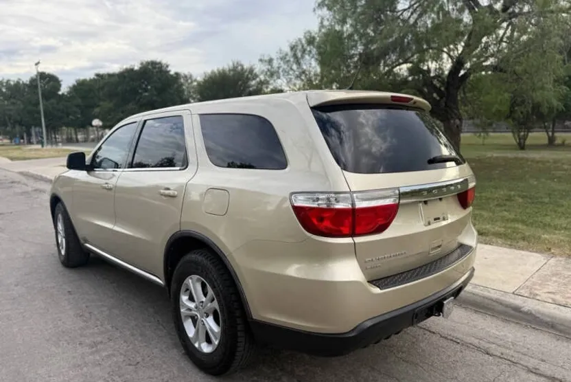 2012 Dodge Durango SXT photo 1