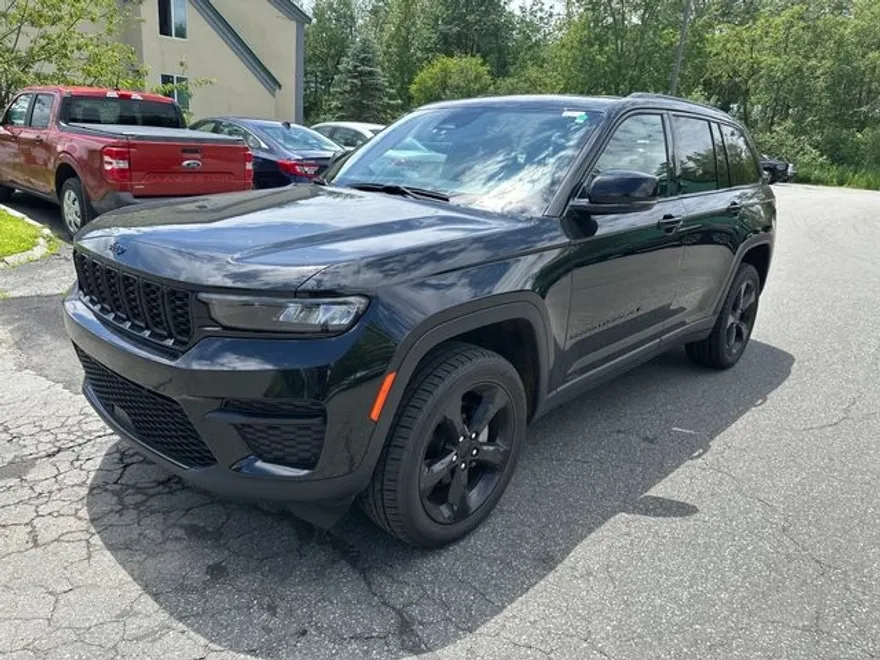2023 Jeep Grand Cherokee Altitude X photo 1