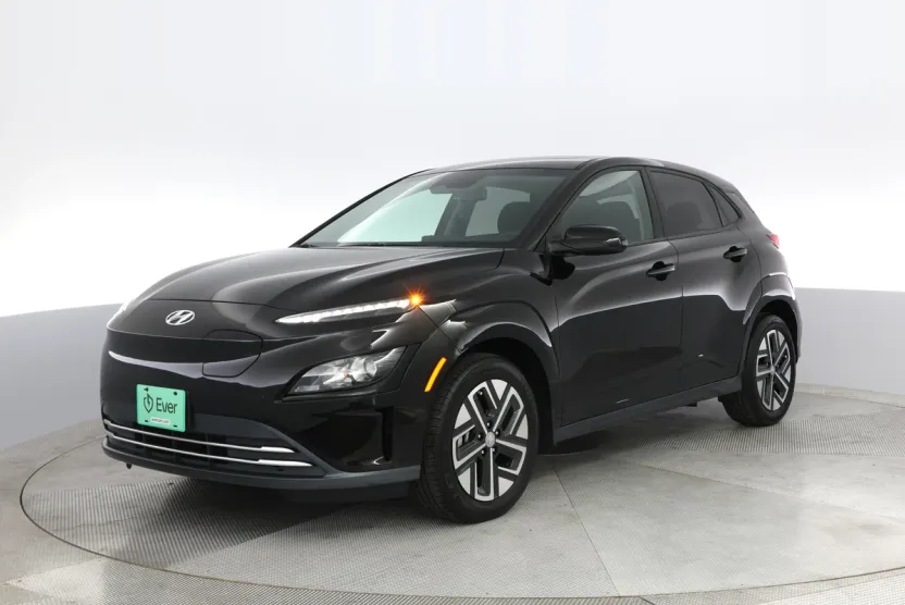 2022 Hyundai Kona SEL photo 1