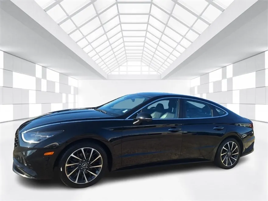 2023 Hyundai Sonata Limited photo 1