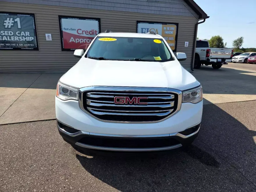2017 Gmc Acadia SLT photo 1