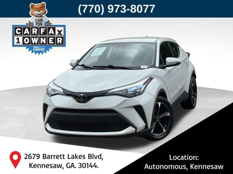 2021 Toyota C-HR LE photo 1