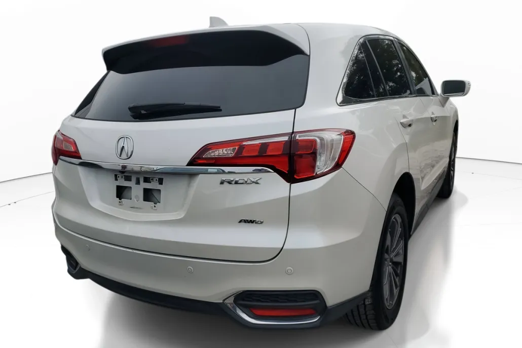 2018 Acura RDX Advance photo 1
