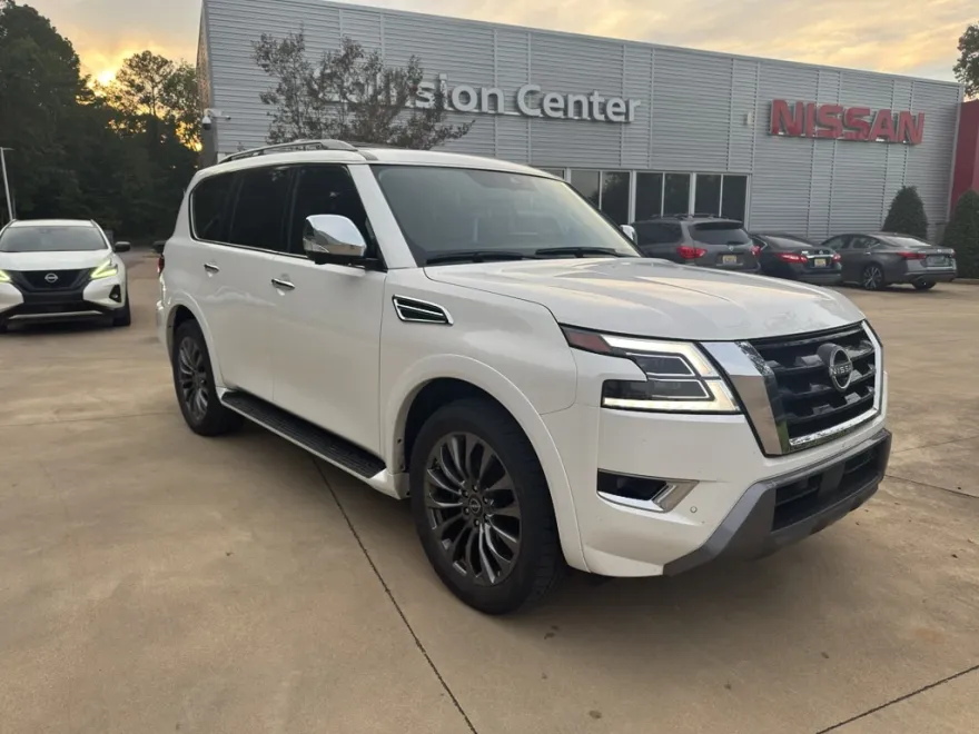 2024 Nissan Armada Platinum photo 1