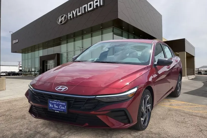 2025 Hyundai Elantra Hybrid SEL Sport photo 1