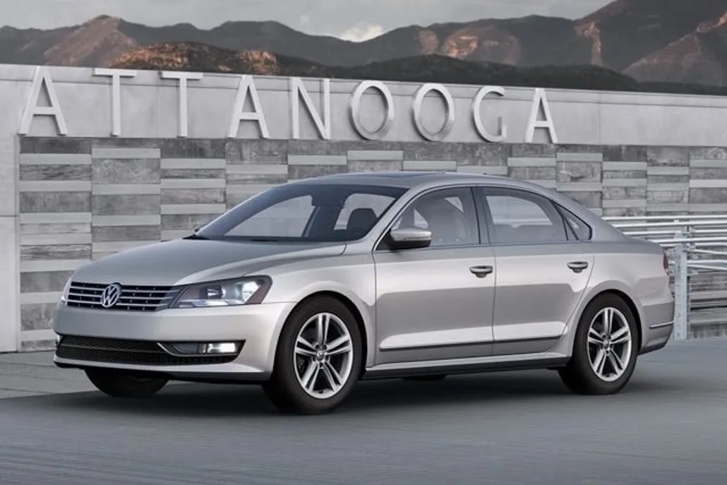 2015 Volkswagen Passat TDI SE photo 1
