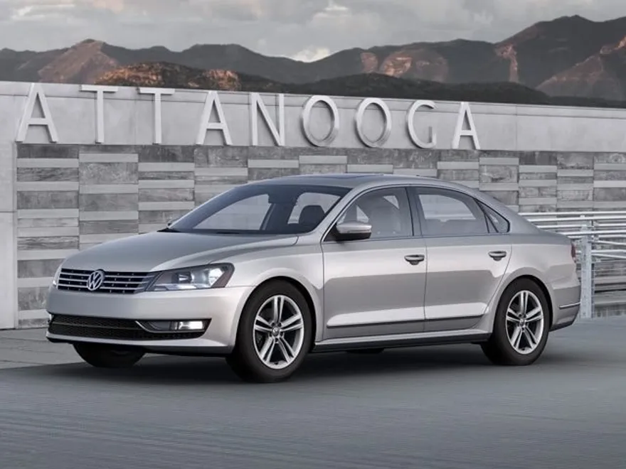 2015 Volkswagen Passat TDI SE photo 1