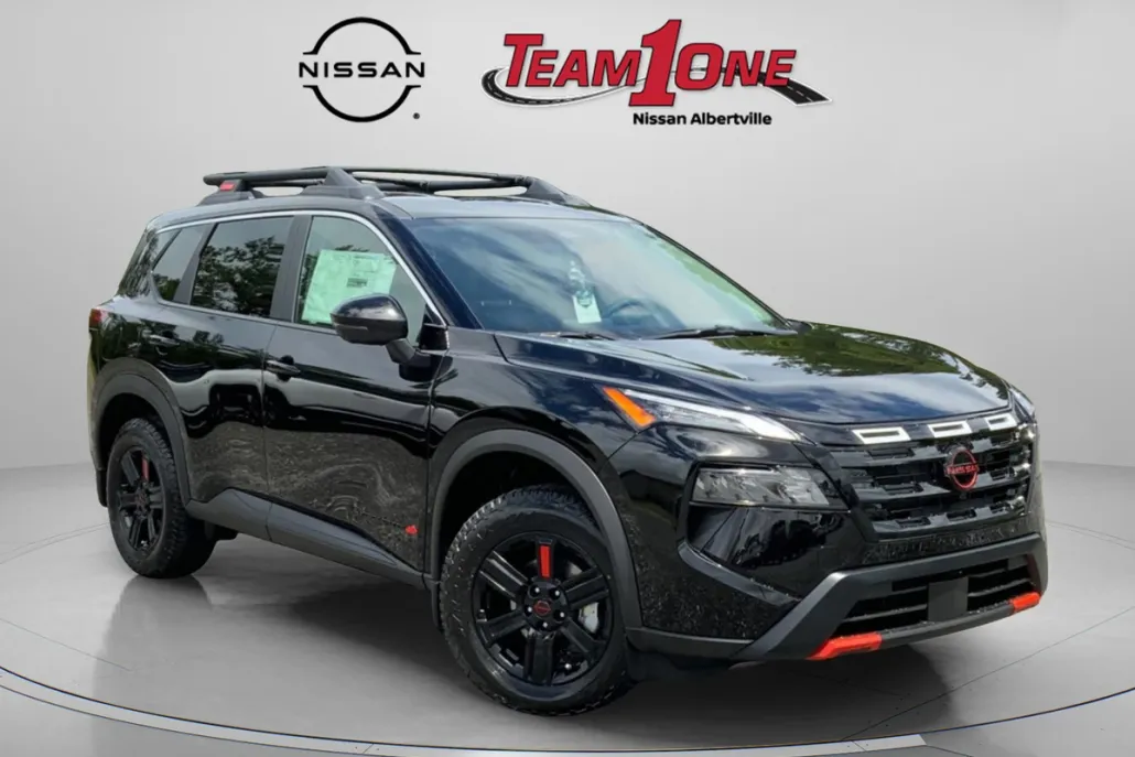 2026 Nissan Rogue AWD photo 1