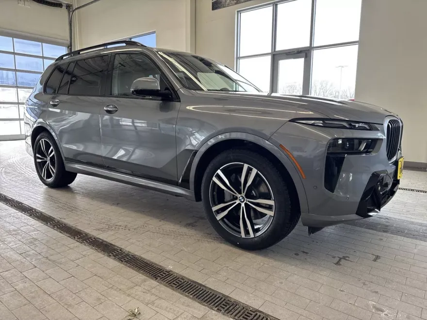 2025 Bmw X7 xDrive40i photo 1