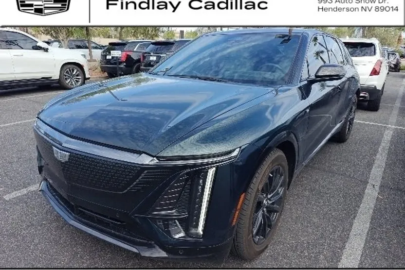 2024 Cadillac Lyriq Sport photo 1