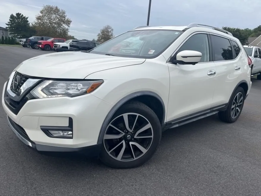 2018 Nissan Rogue SL photo 1