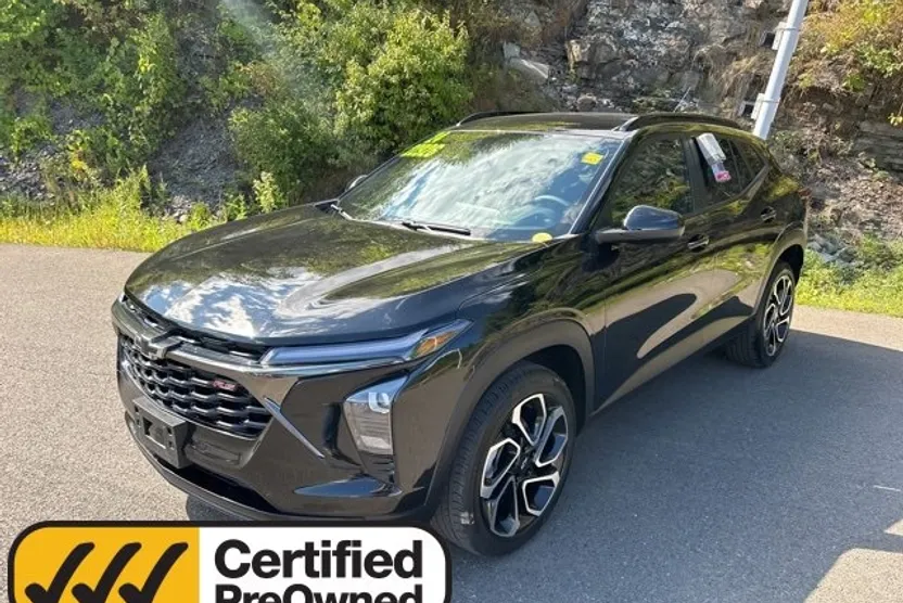 2024 Chevrolet Trax photo 1