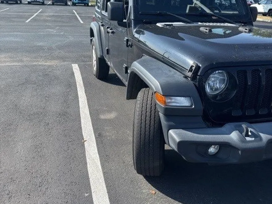 2018 Jeep Wrangler Unlimited Sport S photo 1
