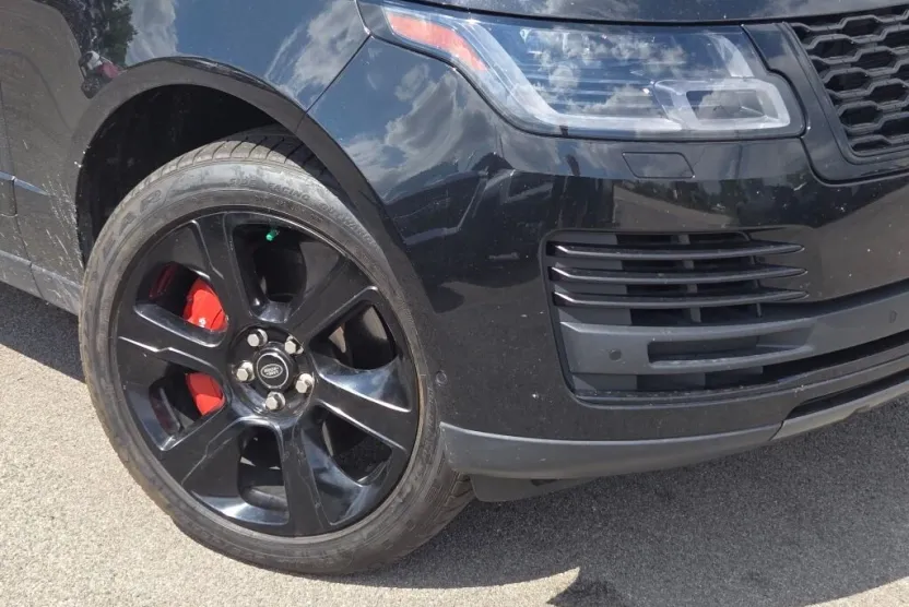 2018 Land Rover Range Rover SuperCharged photo 1