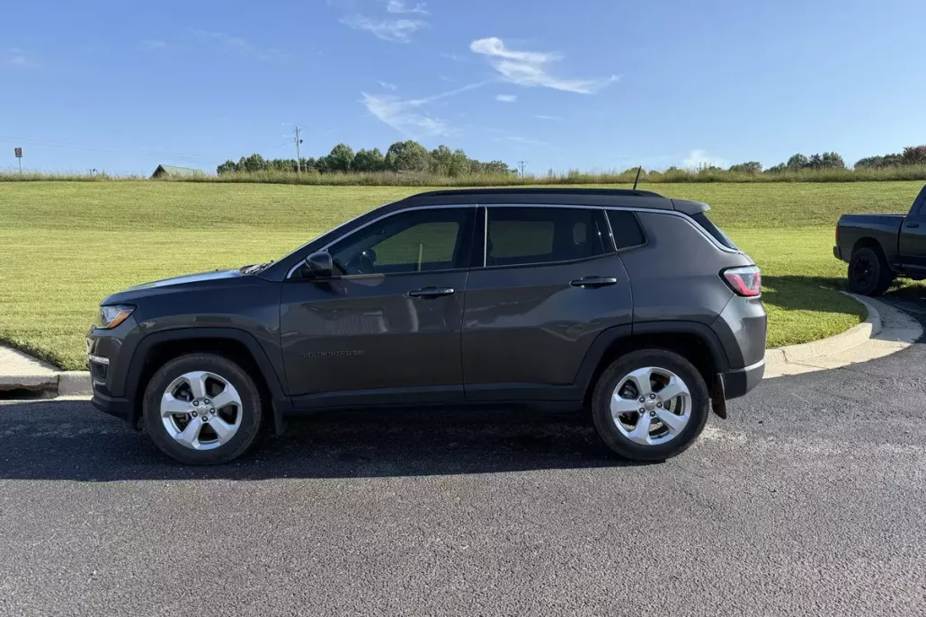 2018 Jeep Compass Latitude photo 1