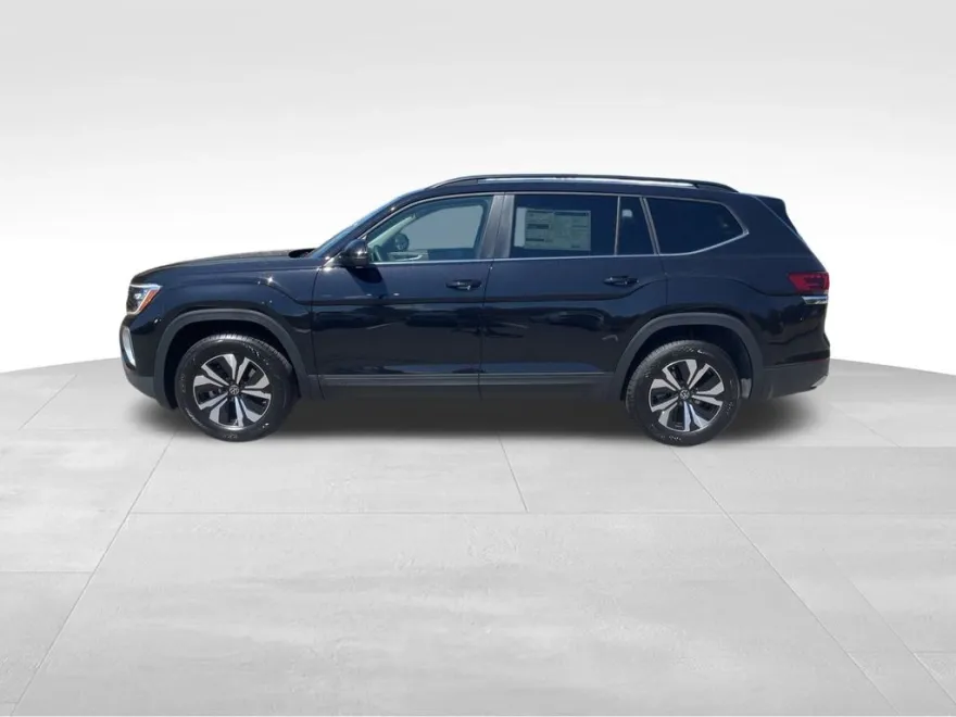 2026 Volkswagen Atlas SE photo 1